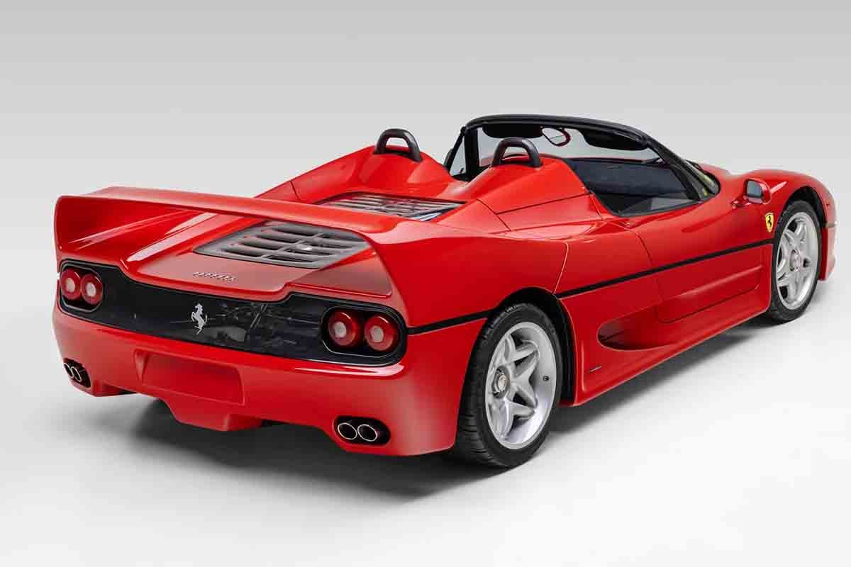 オークションに出品予定の1997年式フェラーリ「F50」(c)2026 BROAD ARROW Auctions