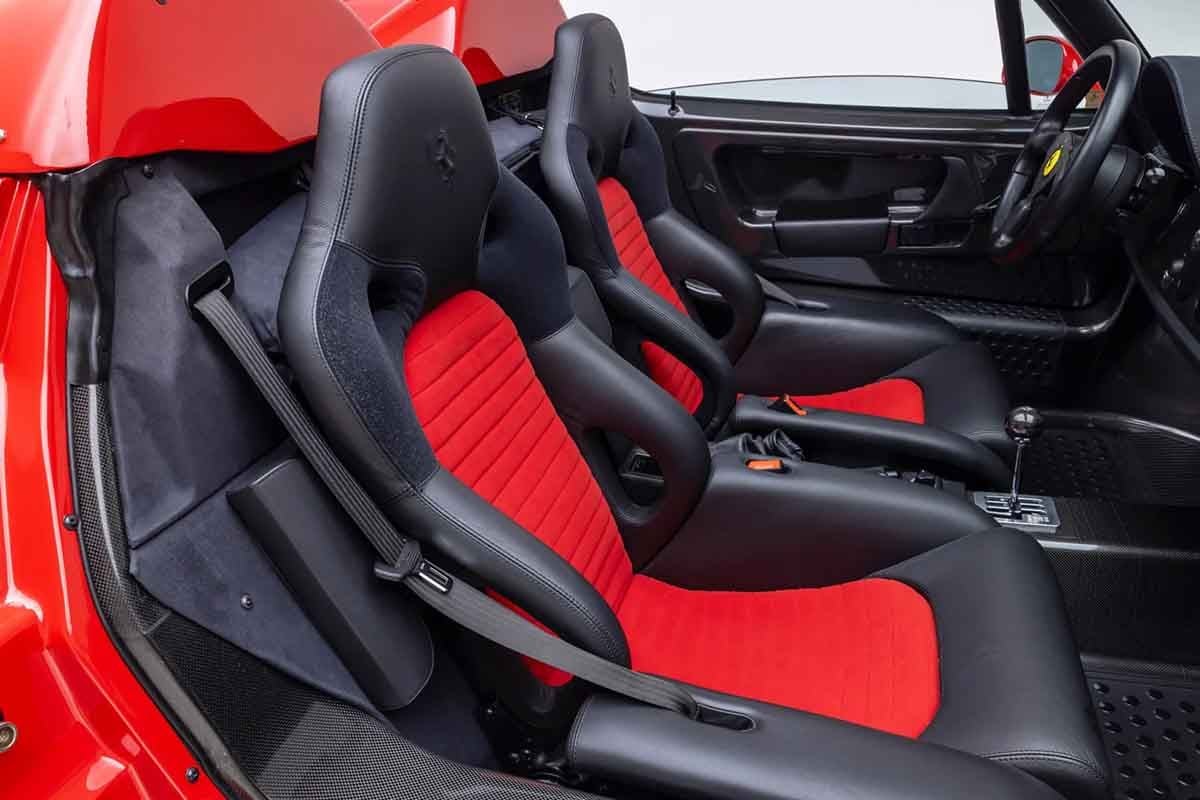 オークションに出品予定の1997年式フェラーリ「F50」(c)2026 BROAD ARROW Auctions