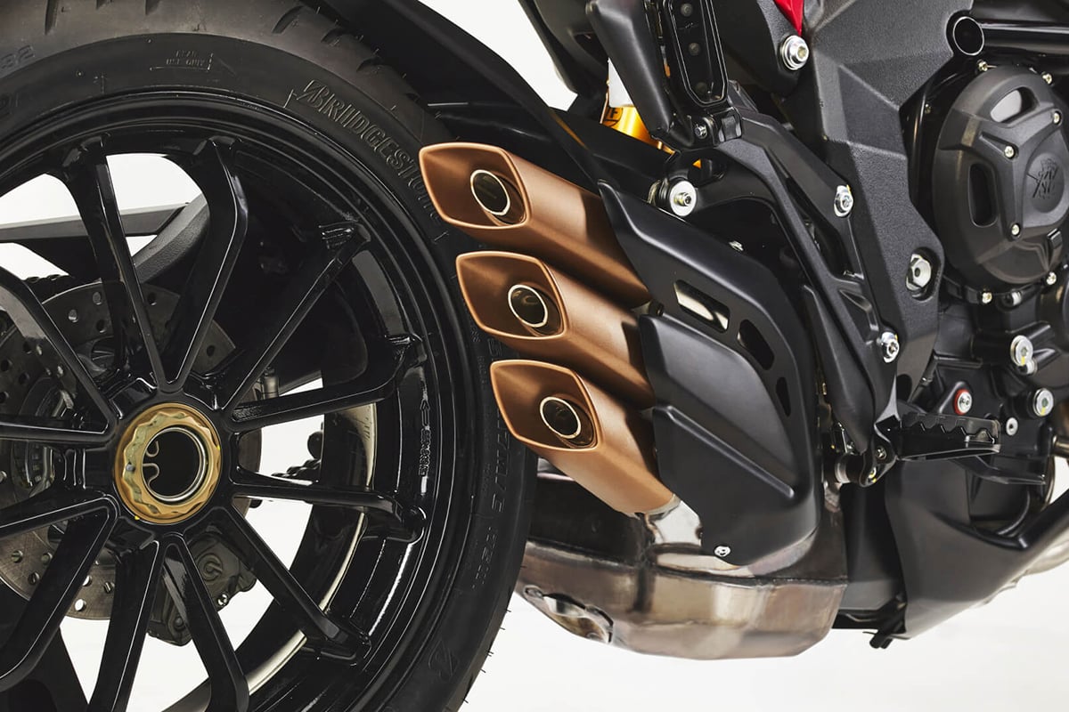 MVアグスタ「ツーリズモ ベローチェ 800」