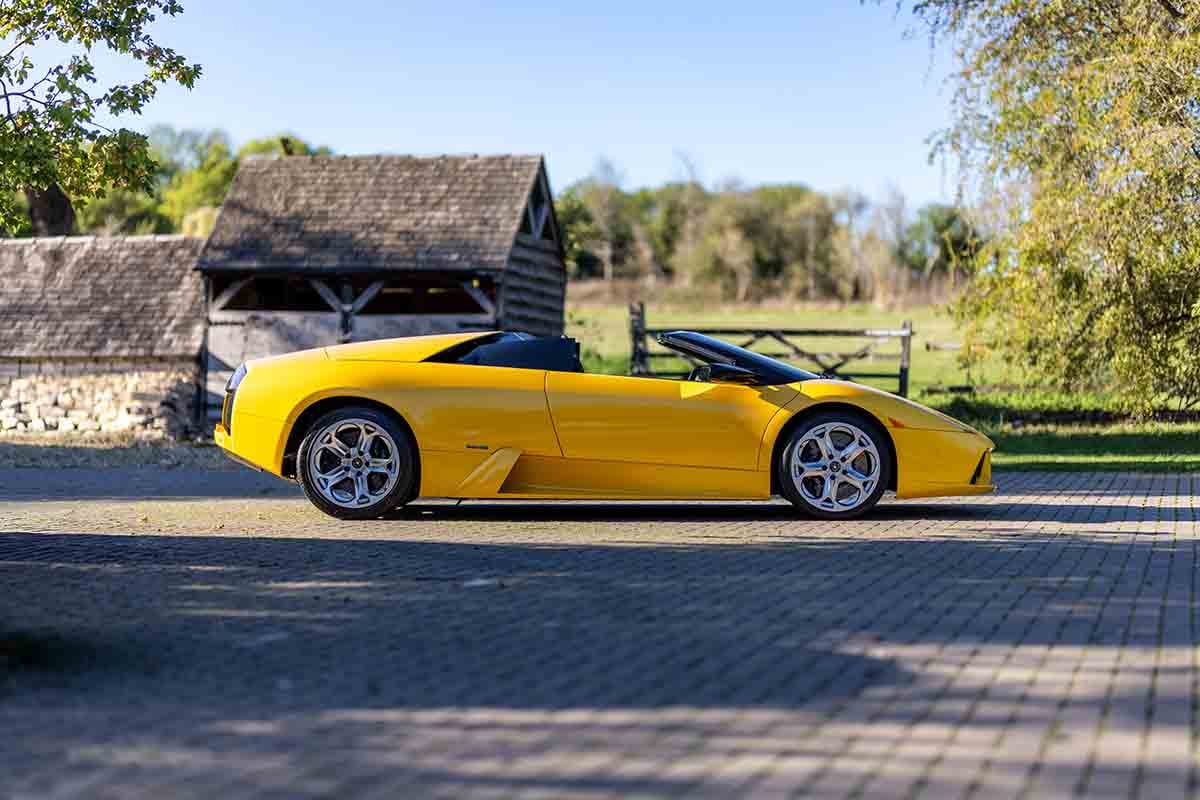 英国ロンドンで開催されるオークションに出品予定の2005年式のランボルギーニ「ムルシエラゴ・ロードスター」Neil Fraser(c)2026 Courtesy of RM Sotheby's