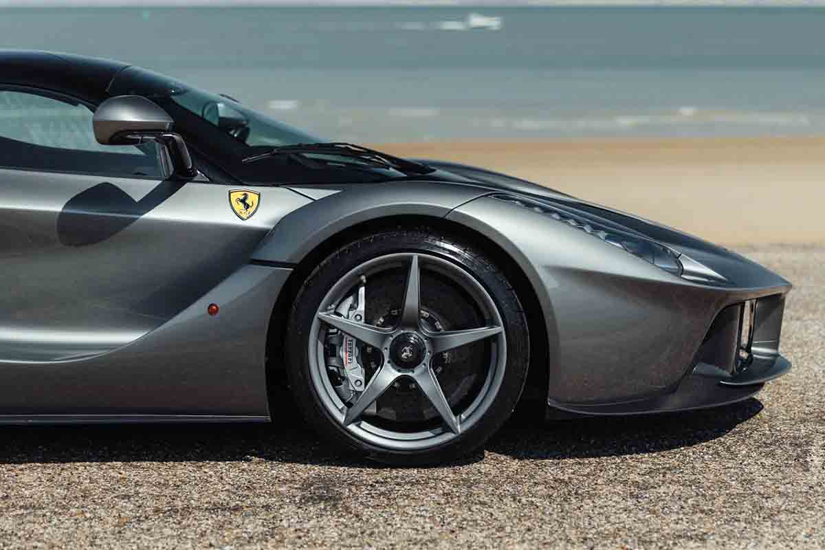 オークションに出品され高額落札された2015年式「ラ フェラーリ」(c)2026 BROAD ARROW Auctions