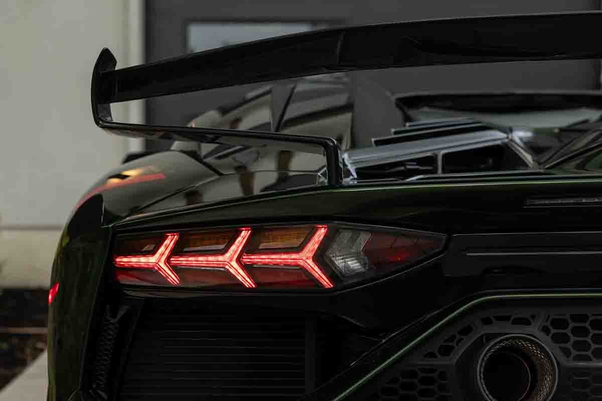 オークションに出品予定の2021年式ランボルギーニ「アヴェンタドールSVJ」(c)2026 BROAD ARROW Auctions