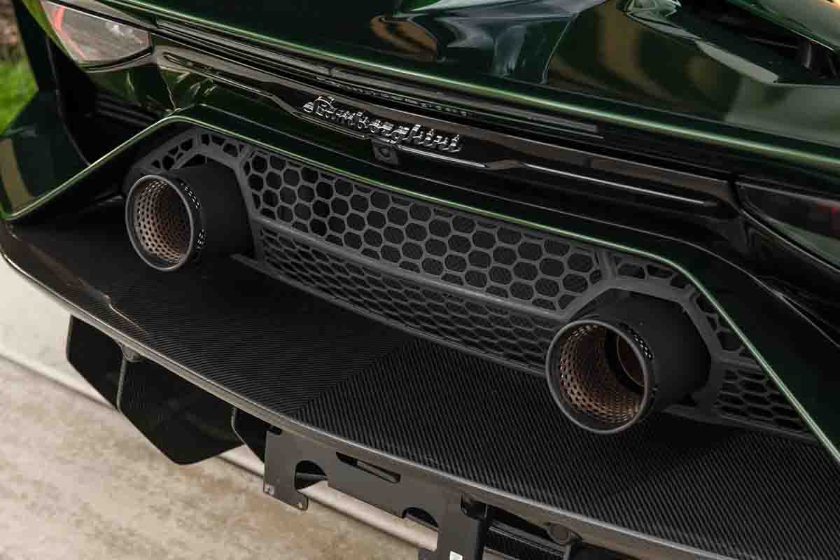 オークションに出品予定の2021年式ランボルギーニ「アヴェンタドールSVJ」(c)2026 BROAD ARROW Auctions