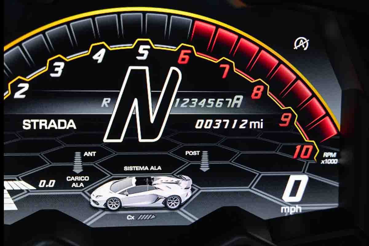オークションに出品予定の2021年式ランボルギーニ「アヴェンタドールSVJ」(c)2026 BROAD ARROW Auctions