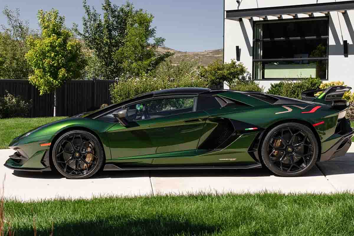 オークションに出品予定の2021年式ランボルギーニ「アヴェンタドールSVJ」(c)2026 BROAD ARROW Auctions