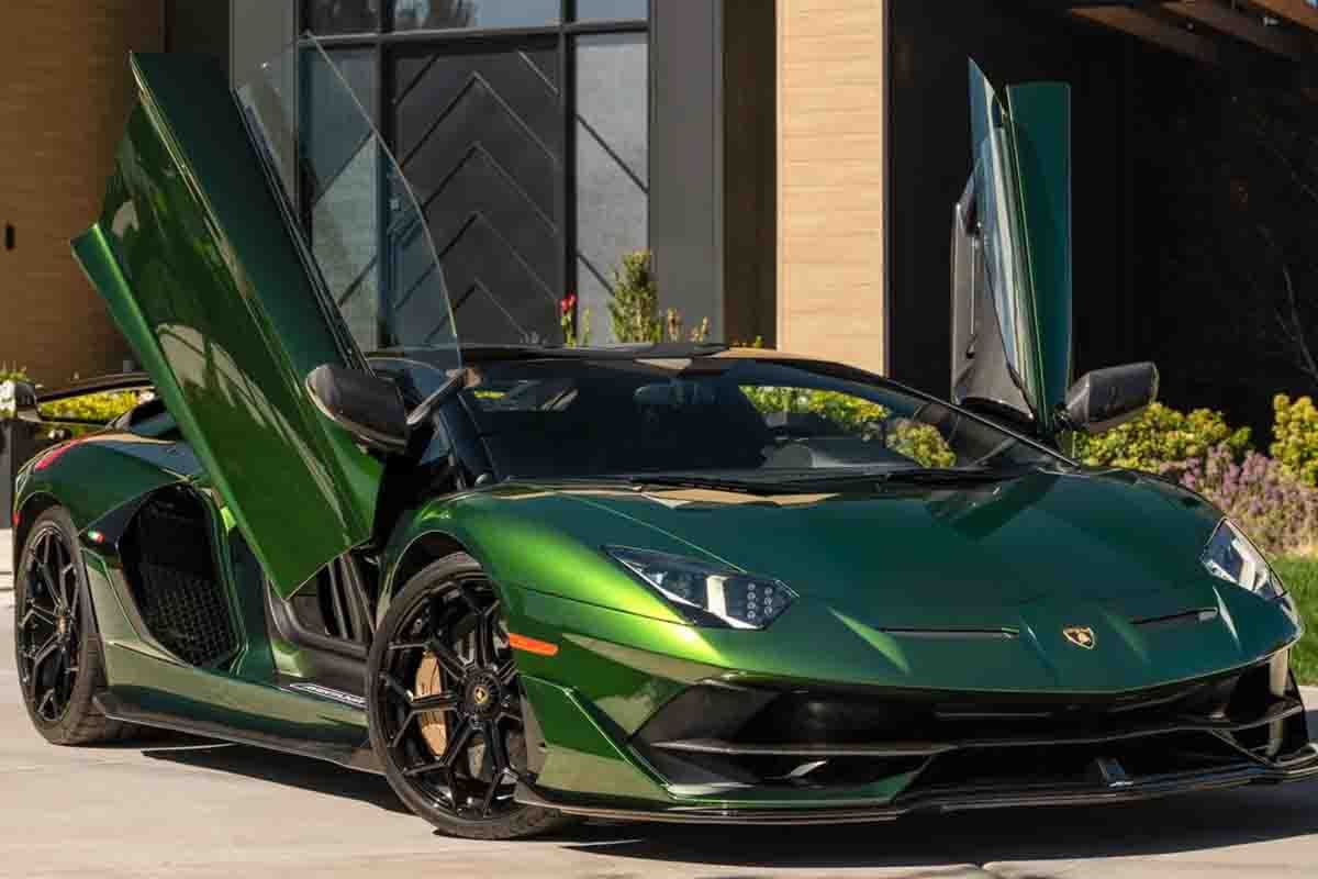 オークションに出品予定の2021年式ランボルギーニ「アヴェンタドールSVJ」(c)2026 BROAD ARROW Auctions