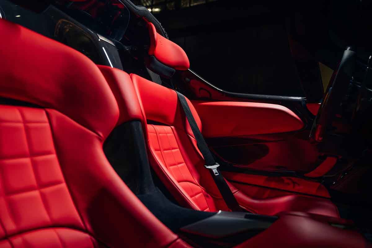 オークションに出品予定の2024年式フェラーリ「デイトナSP3」Alex Penfold(c)2026 Courtesy of RM Sotheby's