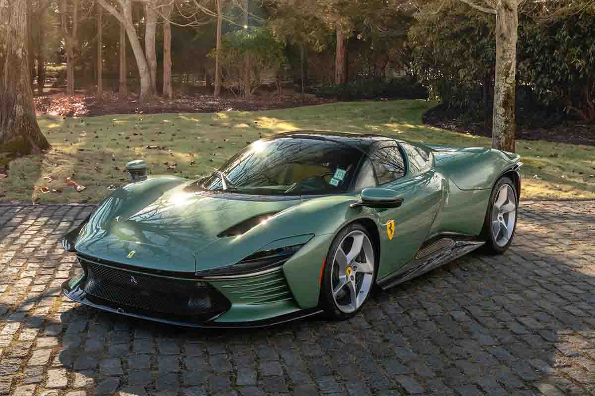 オークションに出品予定の2025年式フェラーリ「デイトナSP3」(c)2026 BROAD ARROW Auctions