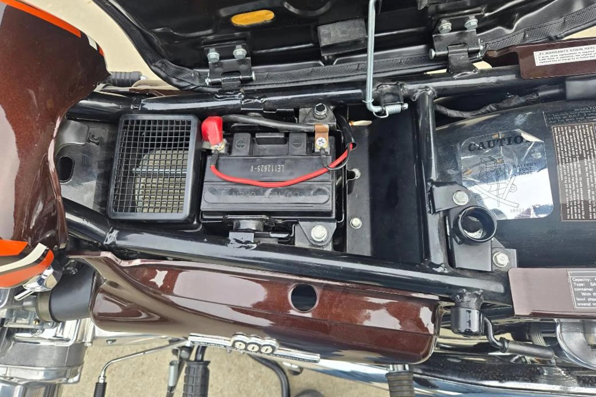 米国オンラインオークションに出品、落札された1974年式カワサキ「Z1 900」
