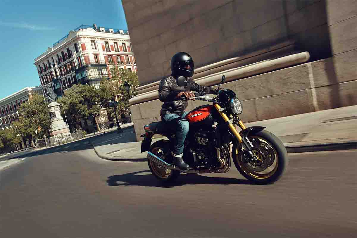 カワサキ「Z900RS SE」