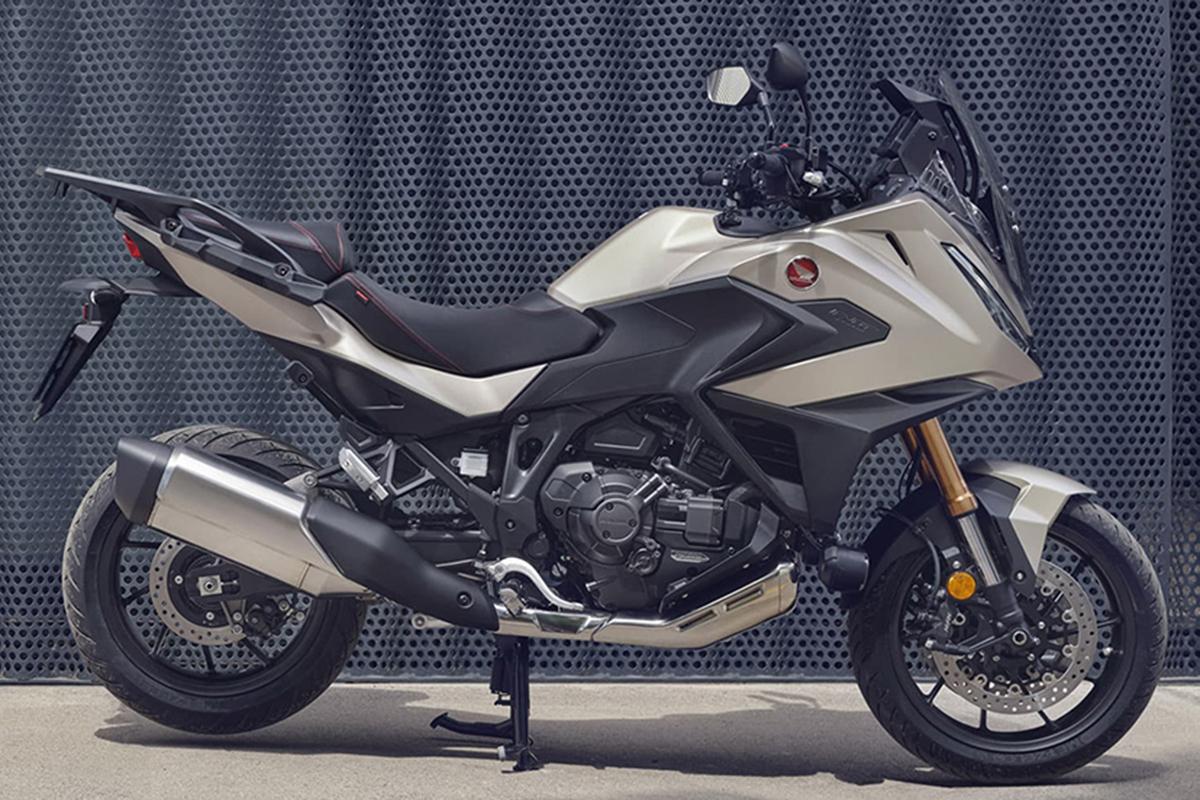 ホンダ「NT1100」