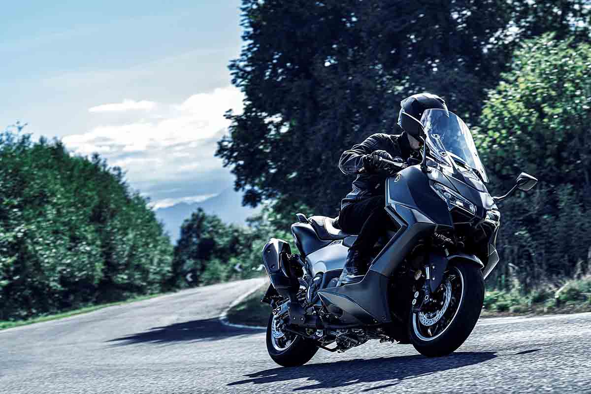 ヤマハ「TMAX560」