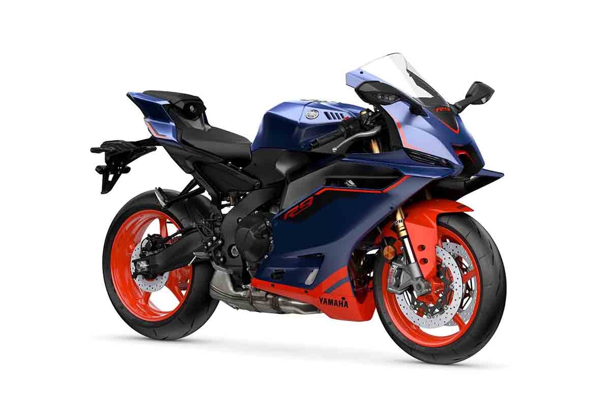 ヤマハ「YZF-R9」2027年モデルに設定された新色「マットダークブルー」
