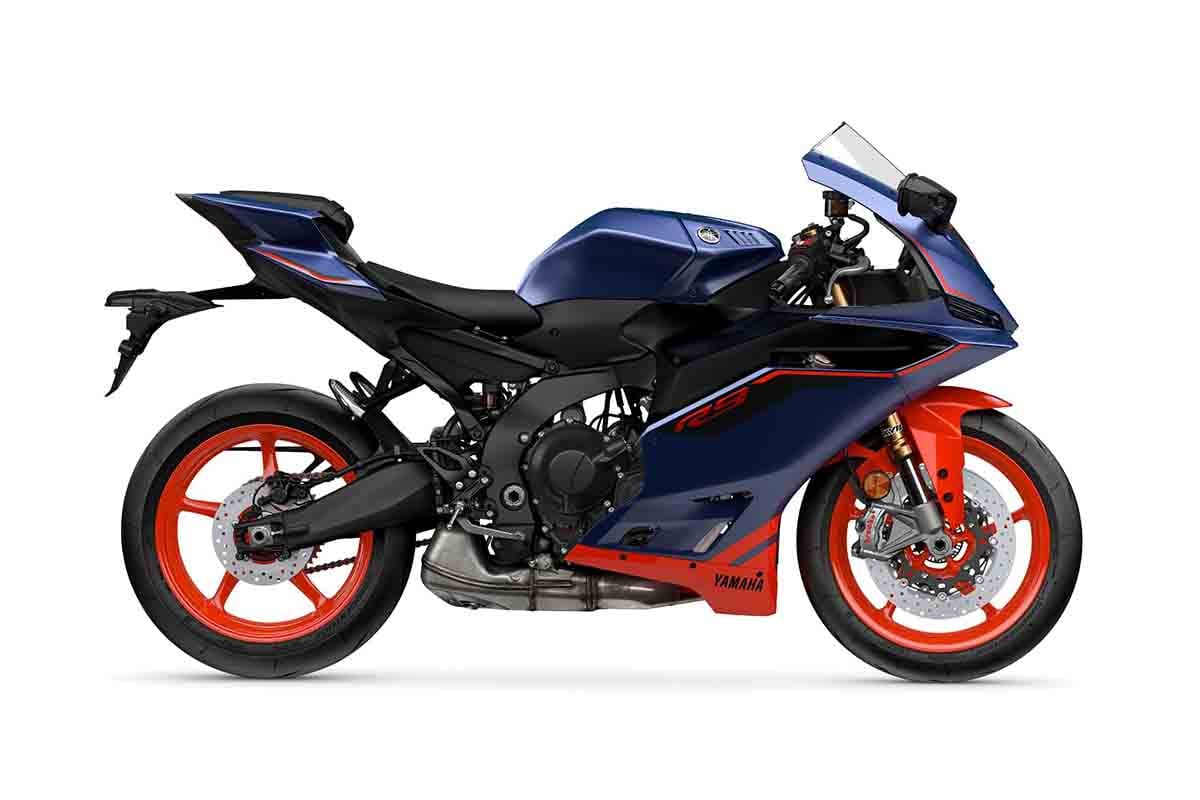 ヤマハ「YZF-R9」2027年モデルに設定された新色「マットダークブルー」