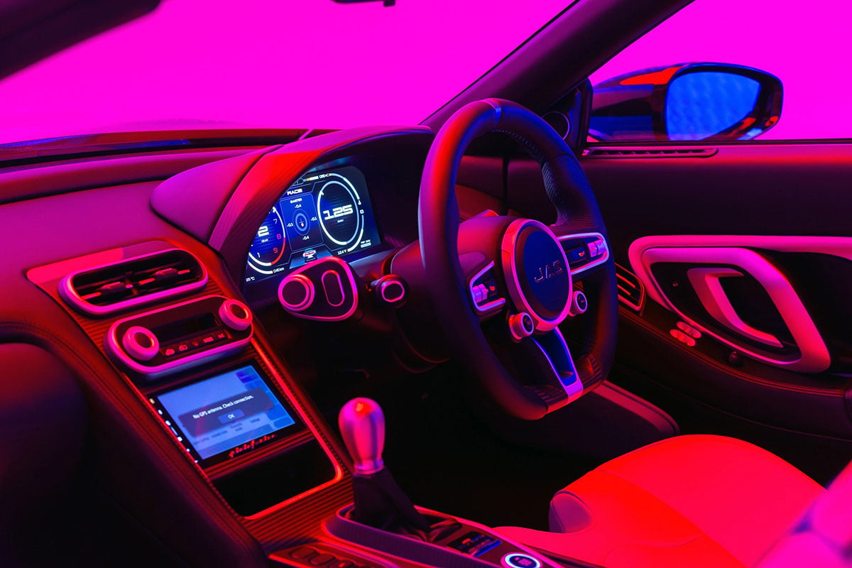 ホンダ初代「NSX」ベースの新しいスーパーカー「テンセイ」