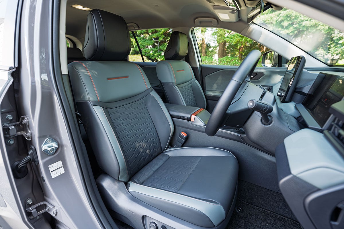 トヨタ新型「RAV4 アドベンチャー」