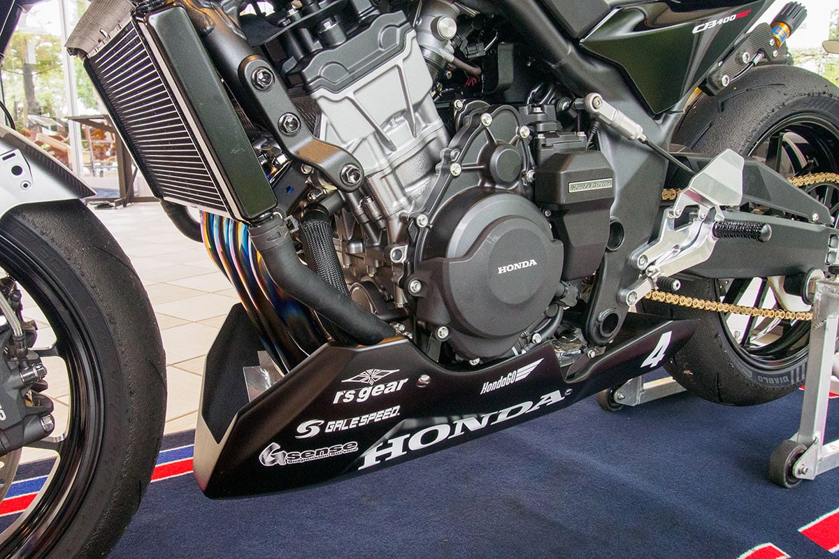 ホンダ「CB400スーパーフォア Eクラッチ」のレース仕様