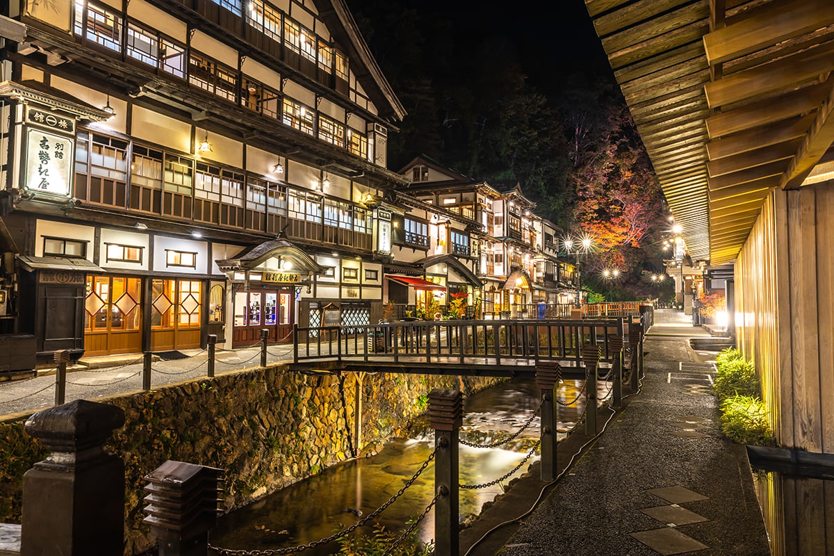 山形県「銀山温泉」