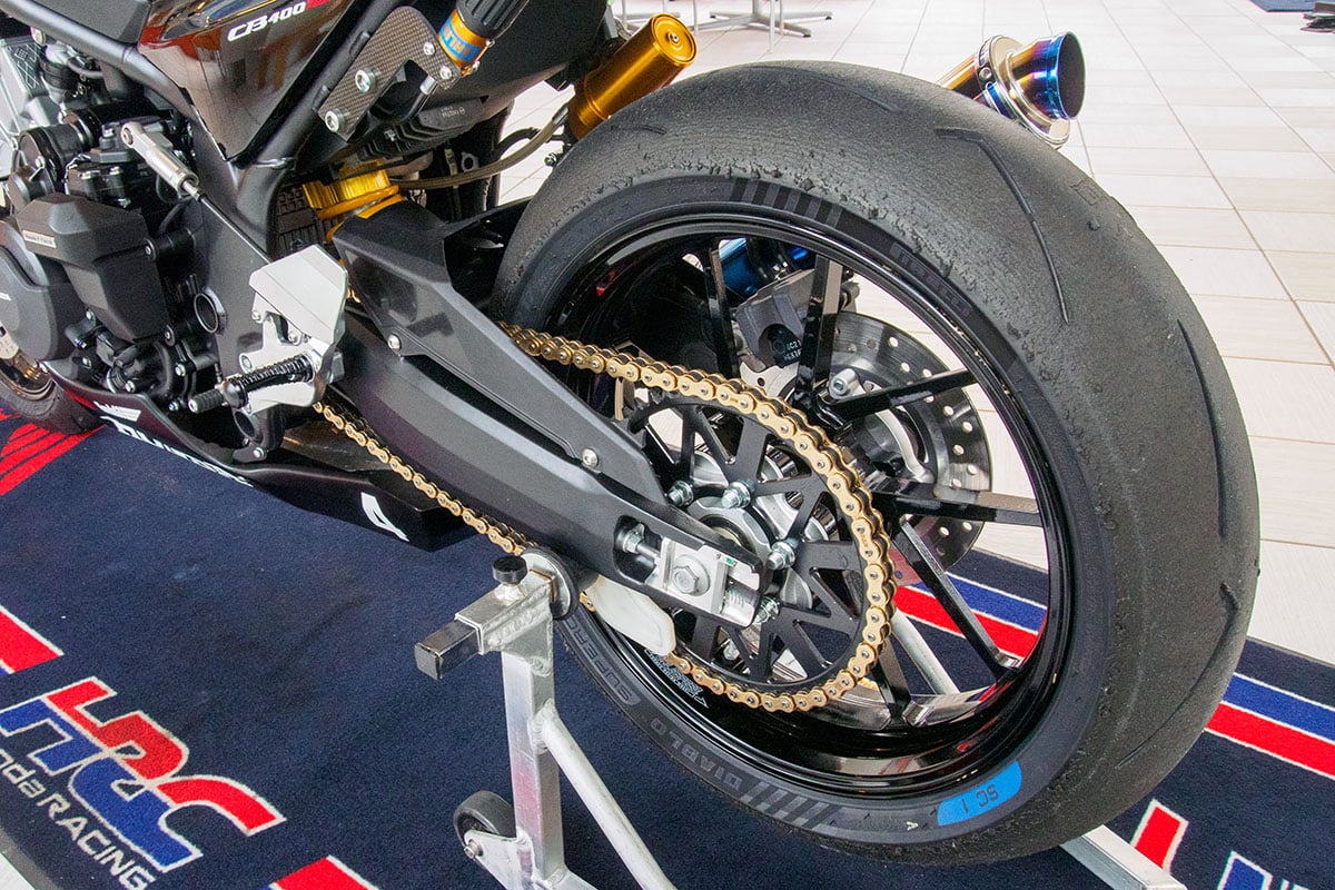 ホンダ「CB400スーパーフォア Eクラッチ」のレース仕様