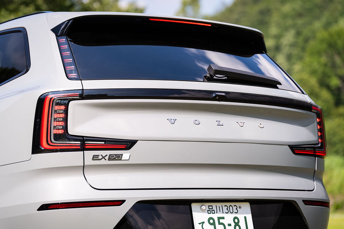 ボルボ新型「EX90」