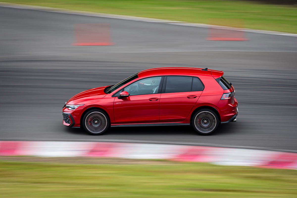 フォルクスワーゲン「ゴルフ GTI」