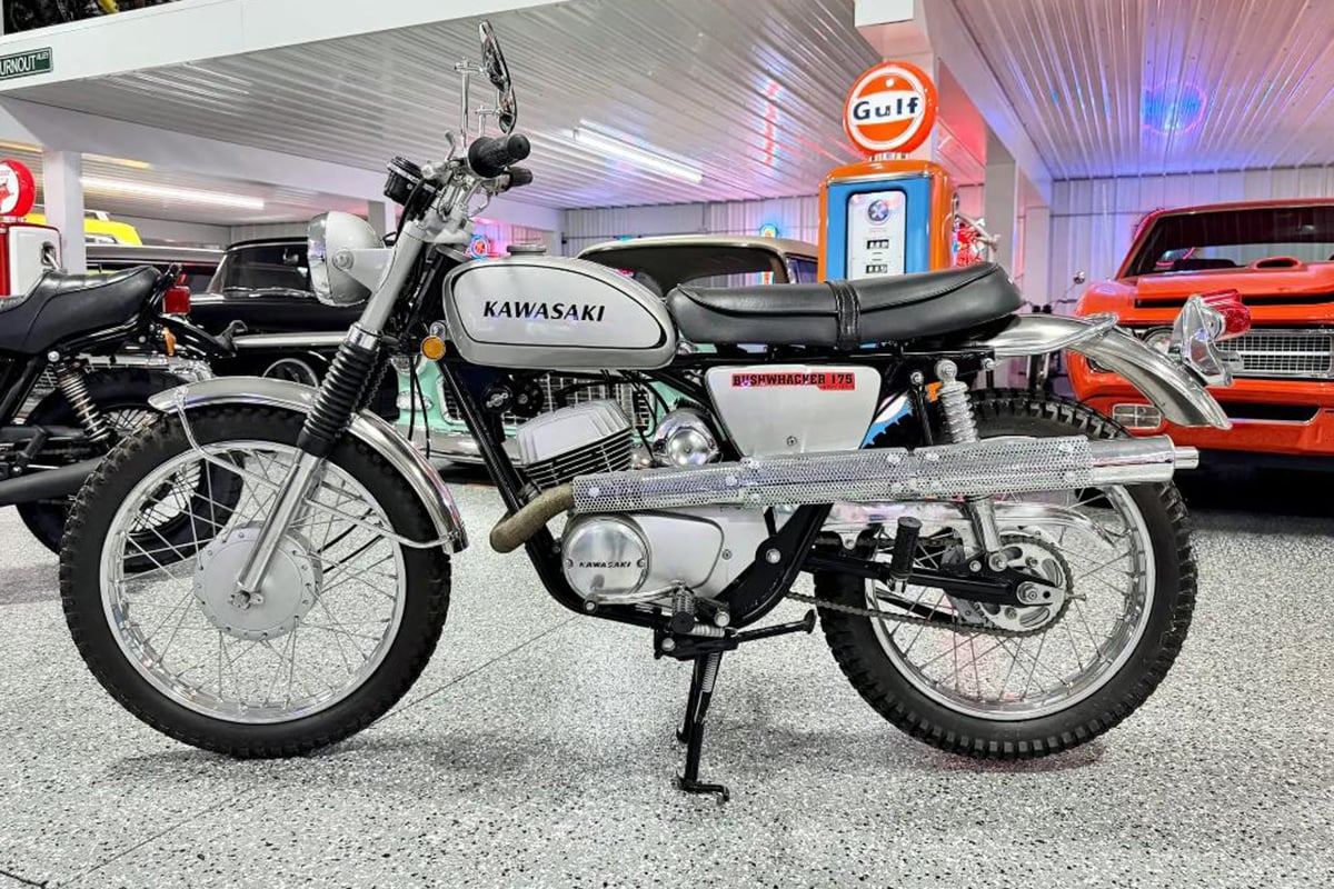 米国オンラインオークションに出品、落札された1969年式カワサキ「175 ブッシュワッカー F3」