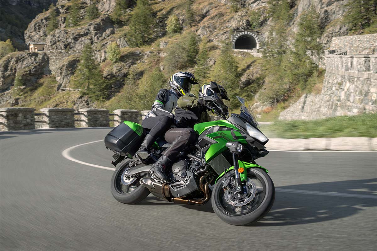 カワサキ新型「ヴェルシス 650」
