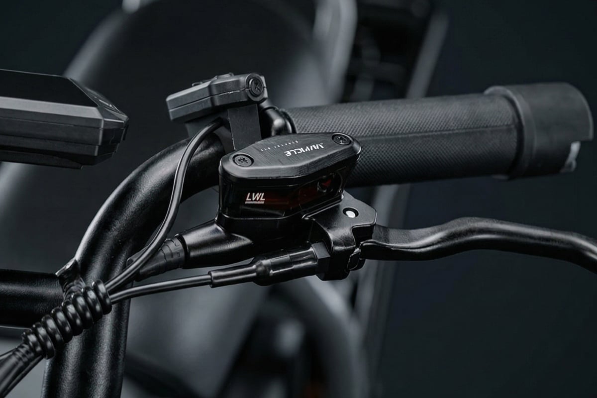 特定小型原動機付自転車「COSWHEEL MIRAI G」