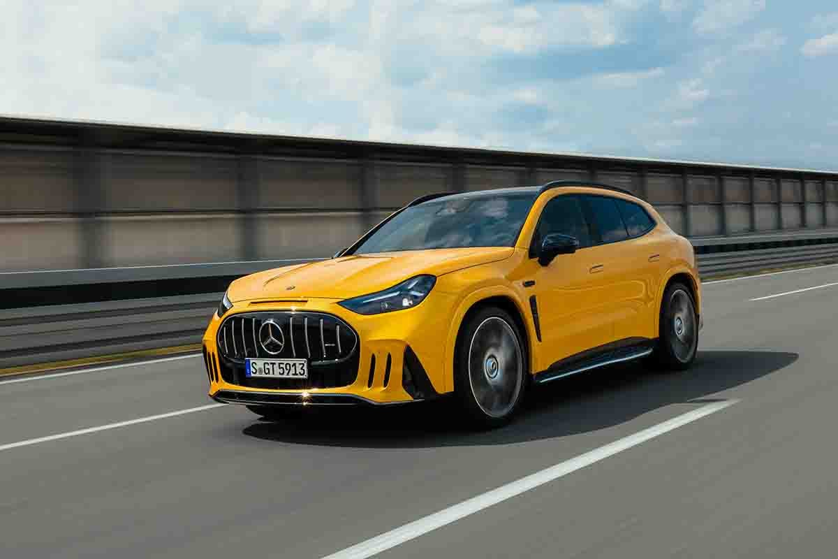 世界初公開されたメルセデスAMG新型「GT63 SUV」