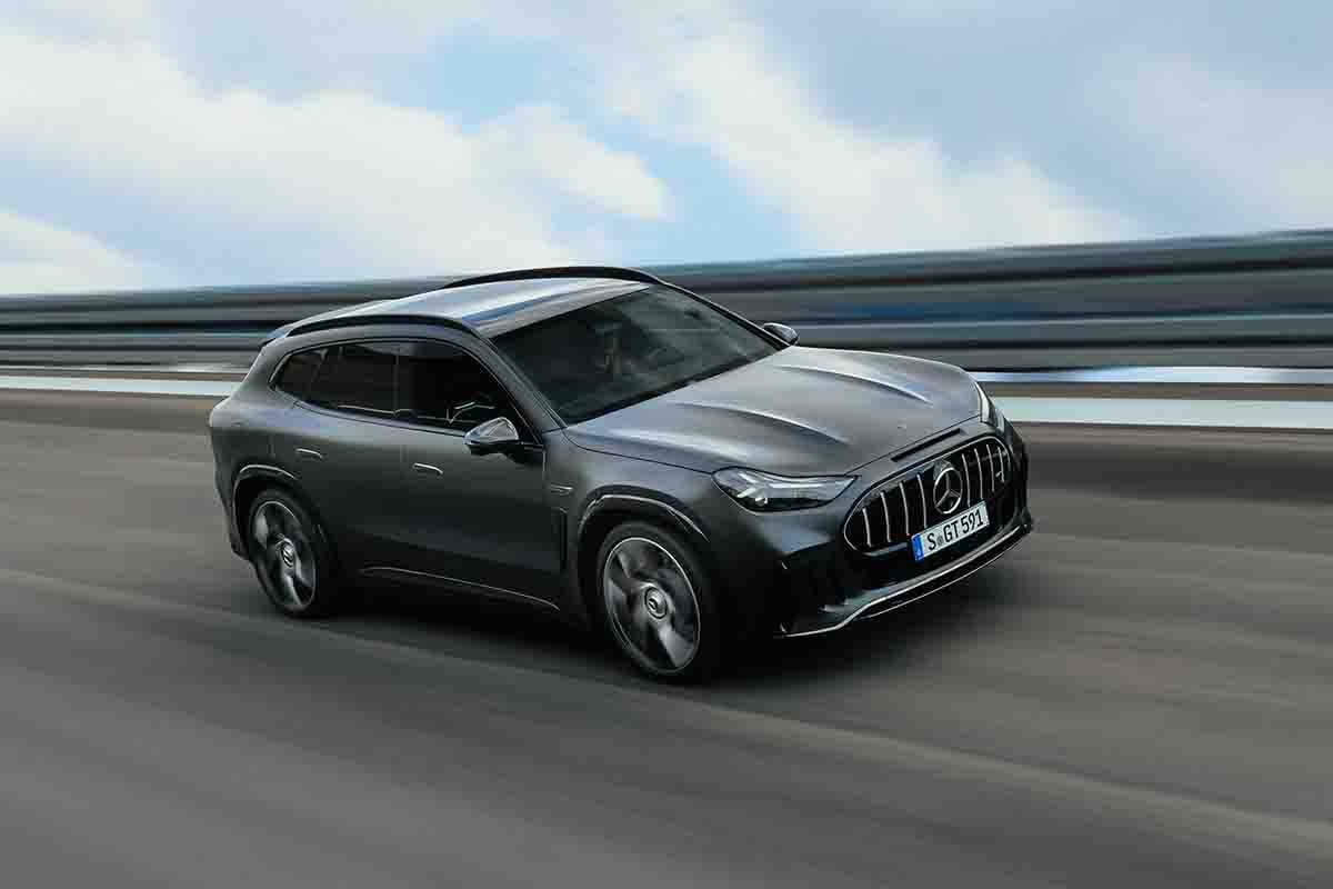 世界初公開されたメルセデスAMG新型「GT55 SUV」