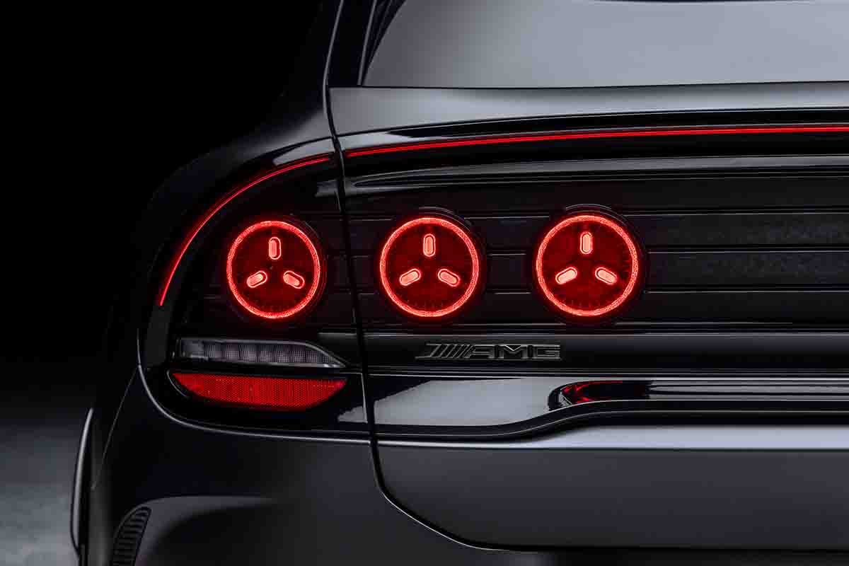 世界初公開されたメルセデスAMG新型「GT55 SUV」