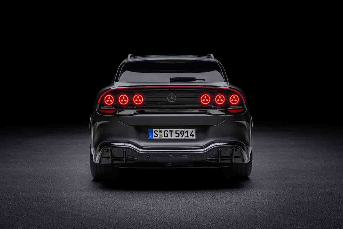 世界初公開されたメルセデスAMG新型「GT55 SUV」