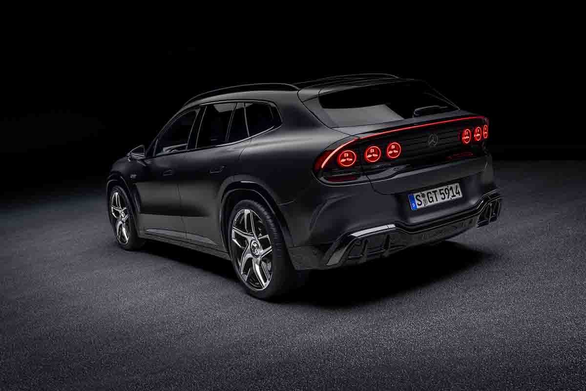 世界初公開されたメルセデスAMG新型「GT55 SUV」