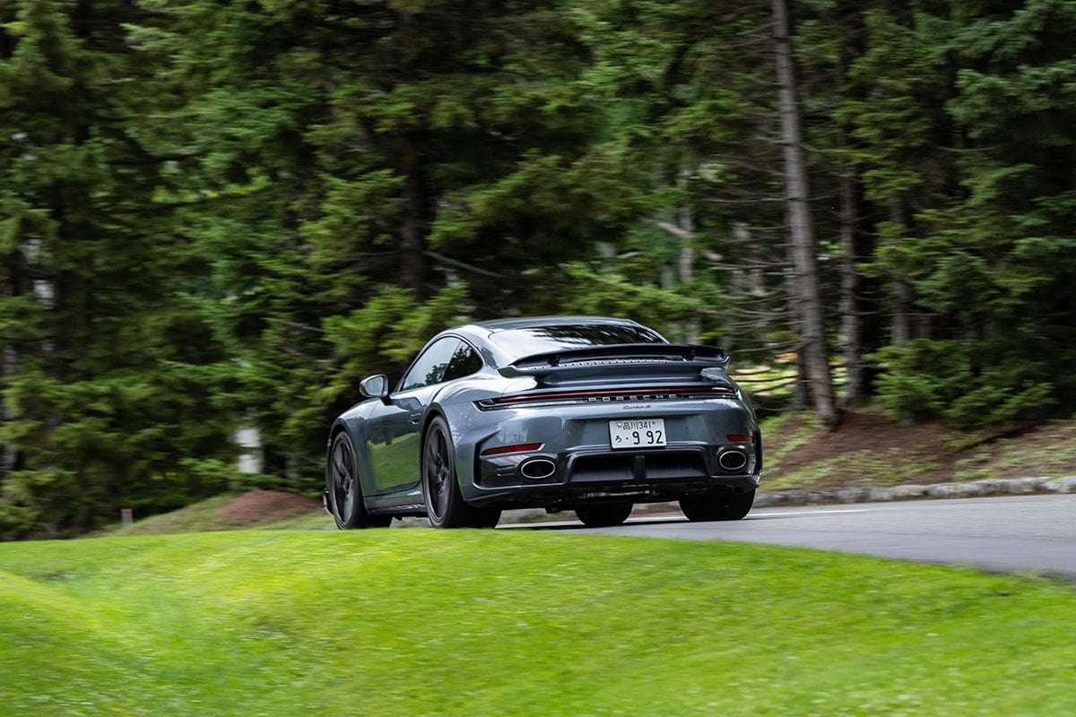 ポルシェ新型「911ターボS」