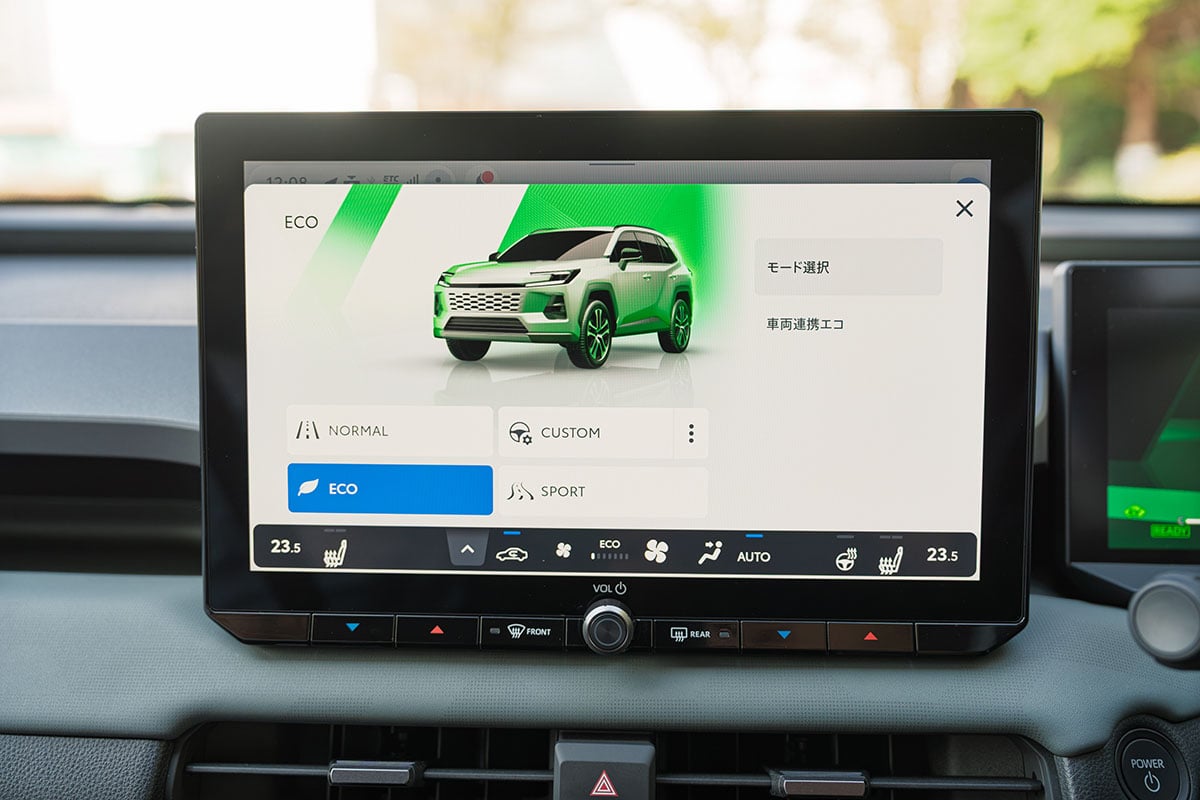 トヨタ新型「RAV4 アドベンチャー」
