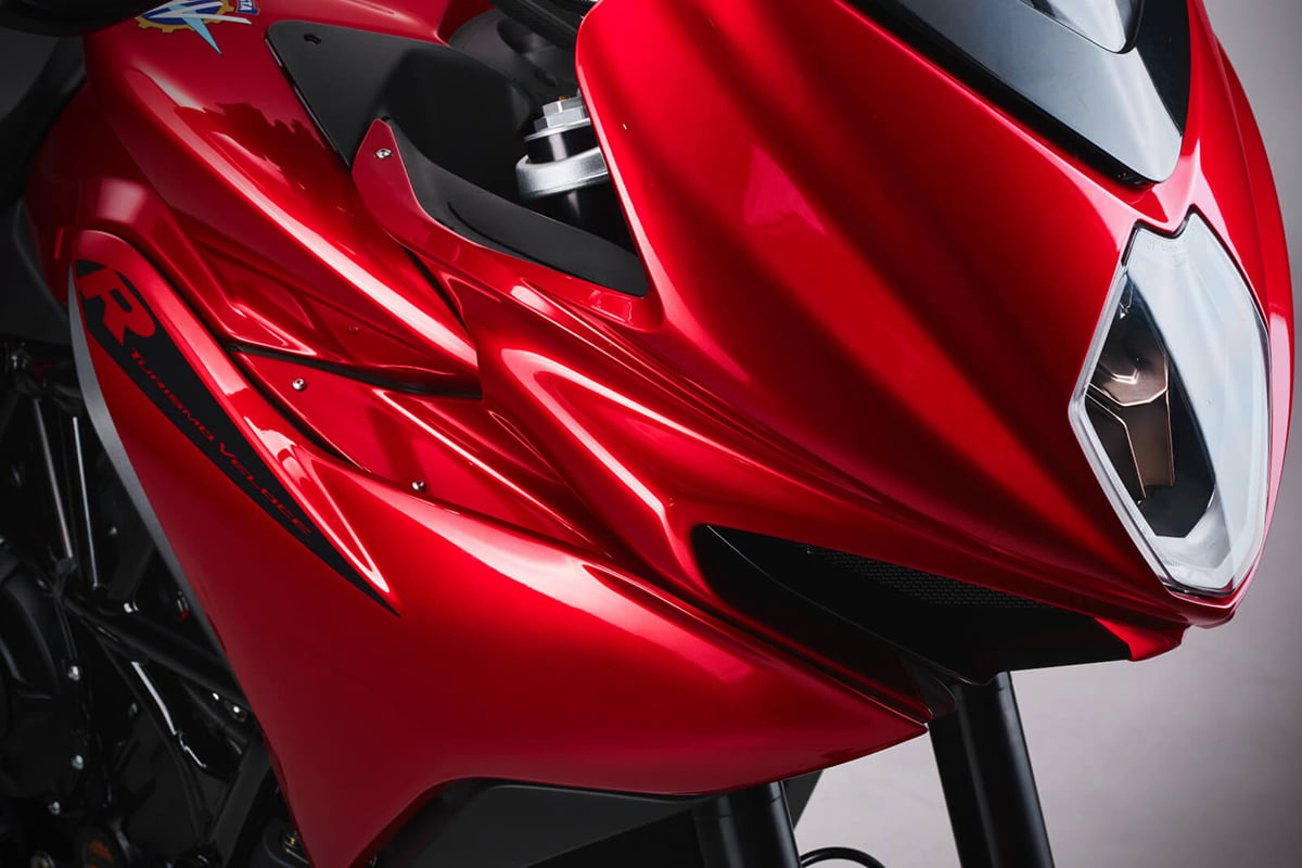 MVアグスタ「ツーリズモ ベローチェ 800」