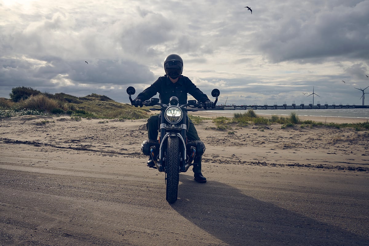 BMW「R 12」