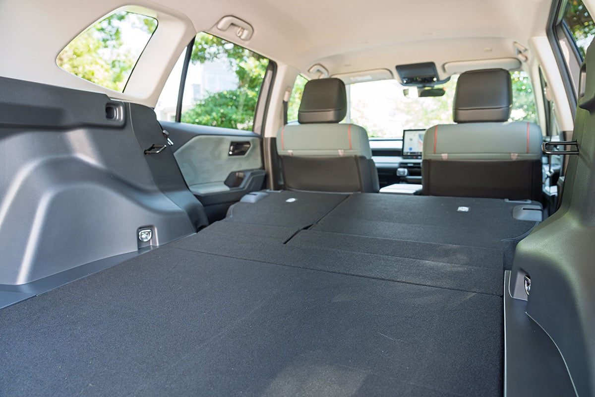 トヨタ新型「RAV4 アドベンチャー」