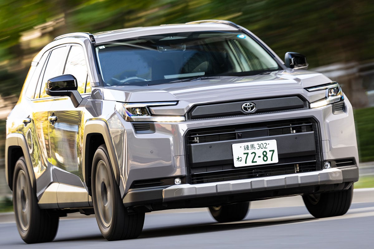 トヨタ新型「RAV4 アドベンチャー」