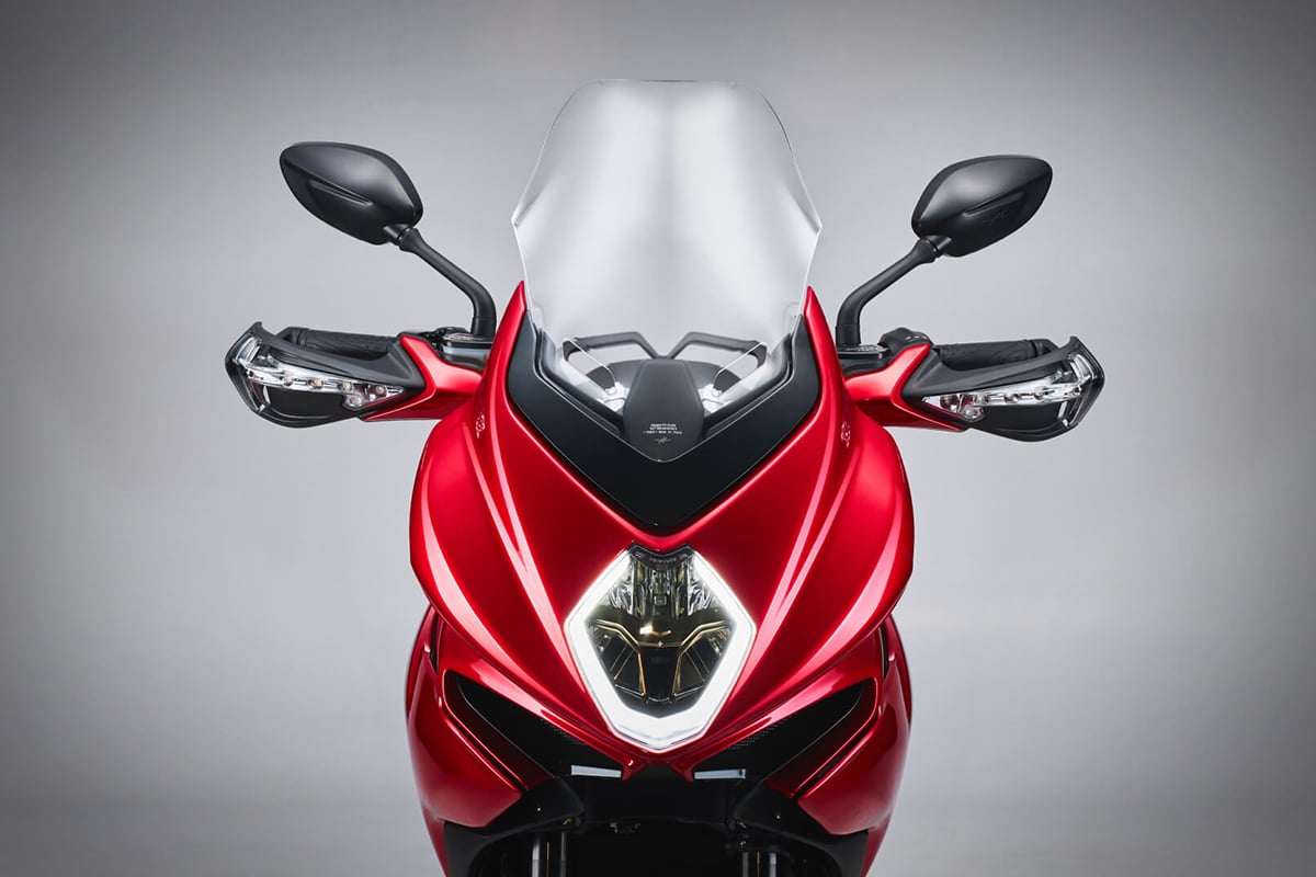 MVアグスタ「ツーリズモ ベローチェ 800」