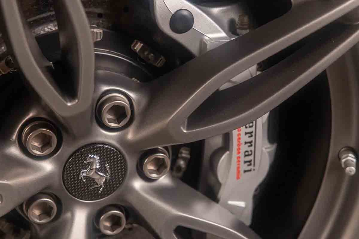 RMサザビーズ主催のオンラインオークションに出品中の2015年式フェラーリ「458スペチアーレA」Jeroen Vink(c)2026 Courtesy of RM Sotheby's