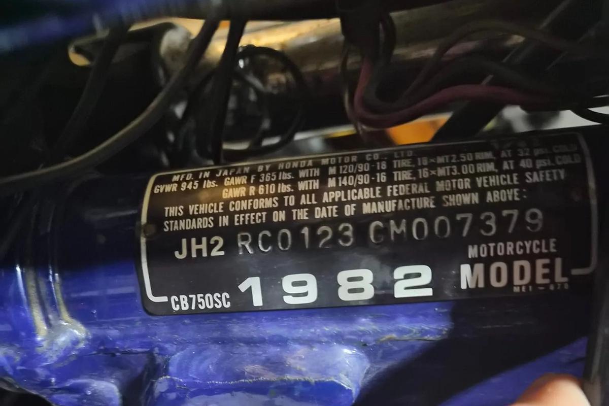 米国オンラインオークションに出品、落札された1982年式ホンダ「CB750SCナイトホーク」