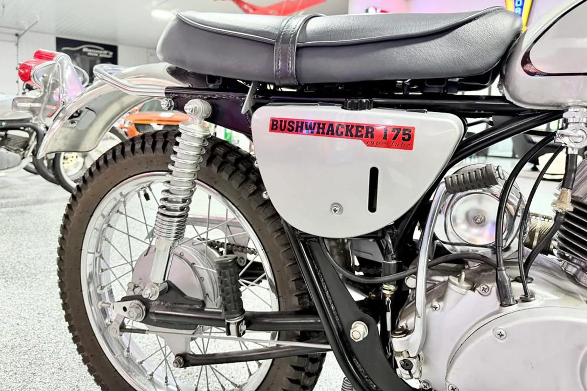 米国オンラインオークションに出品、落札された1969年式カワサキ「175 ブッシュワッカー F3」