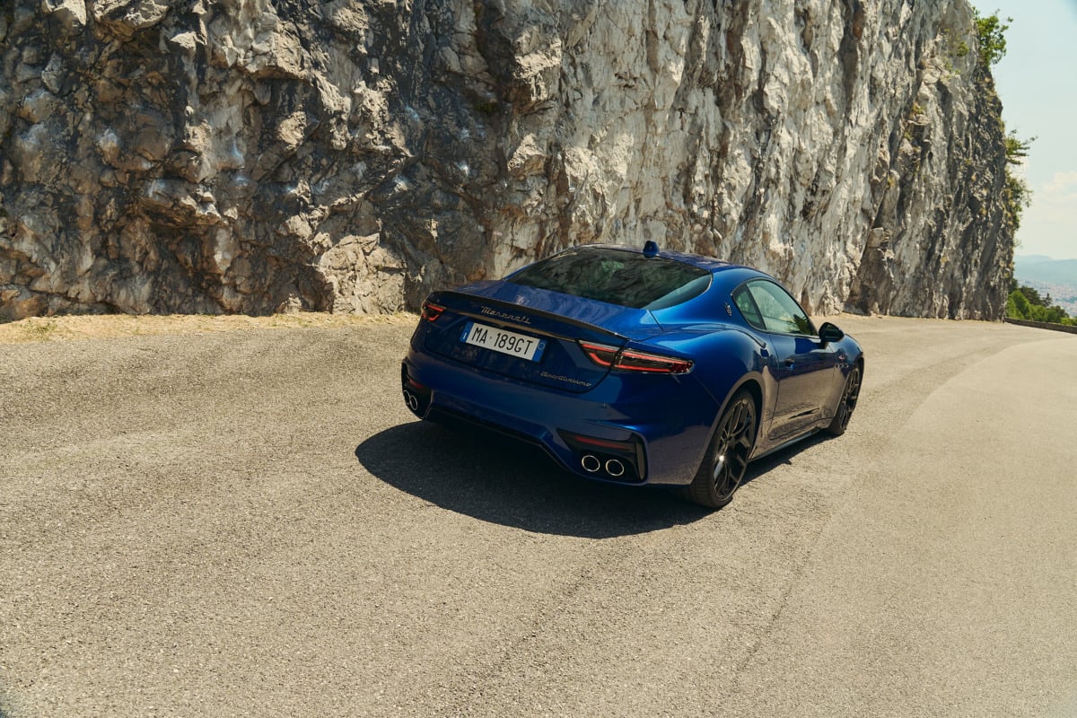 マセラティ新型「グラントゥーリズモ」