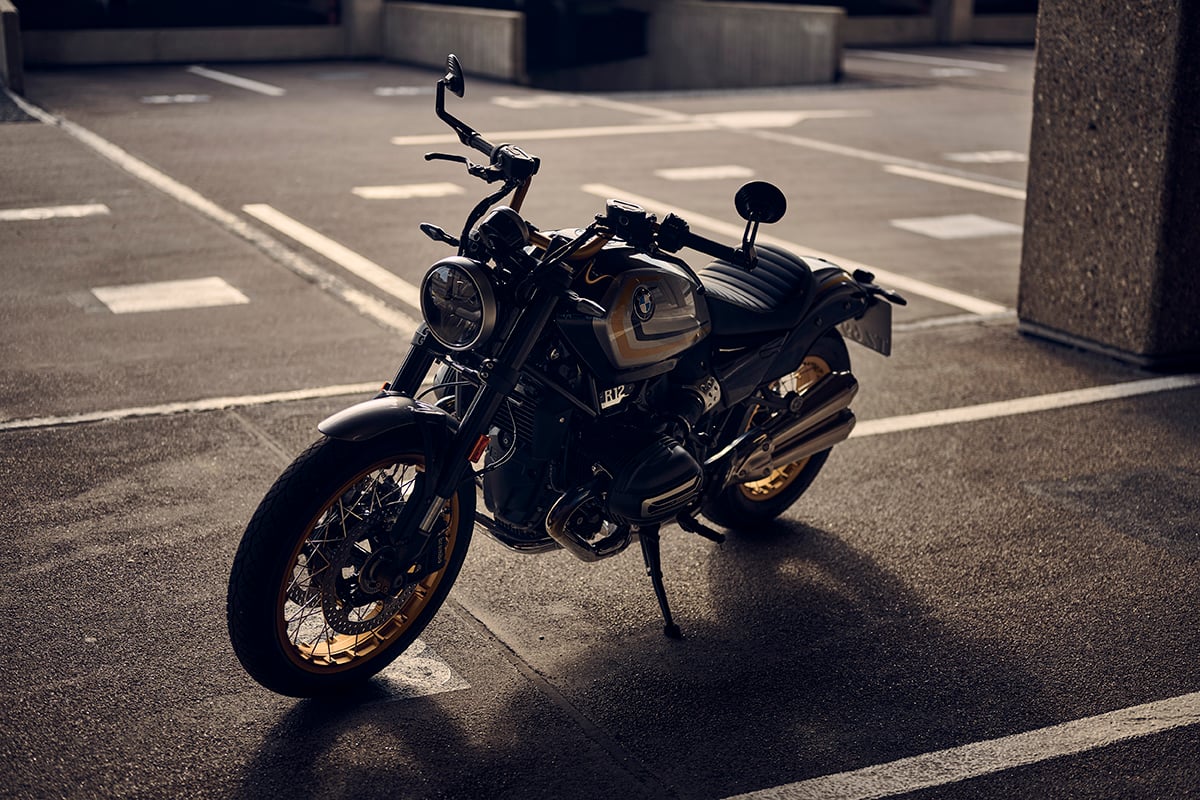 BMW「R 12」