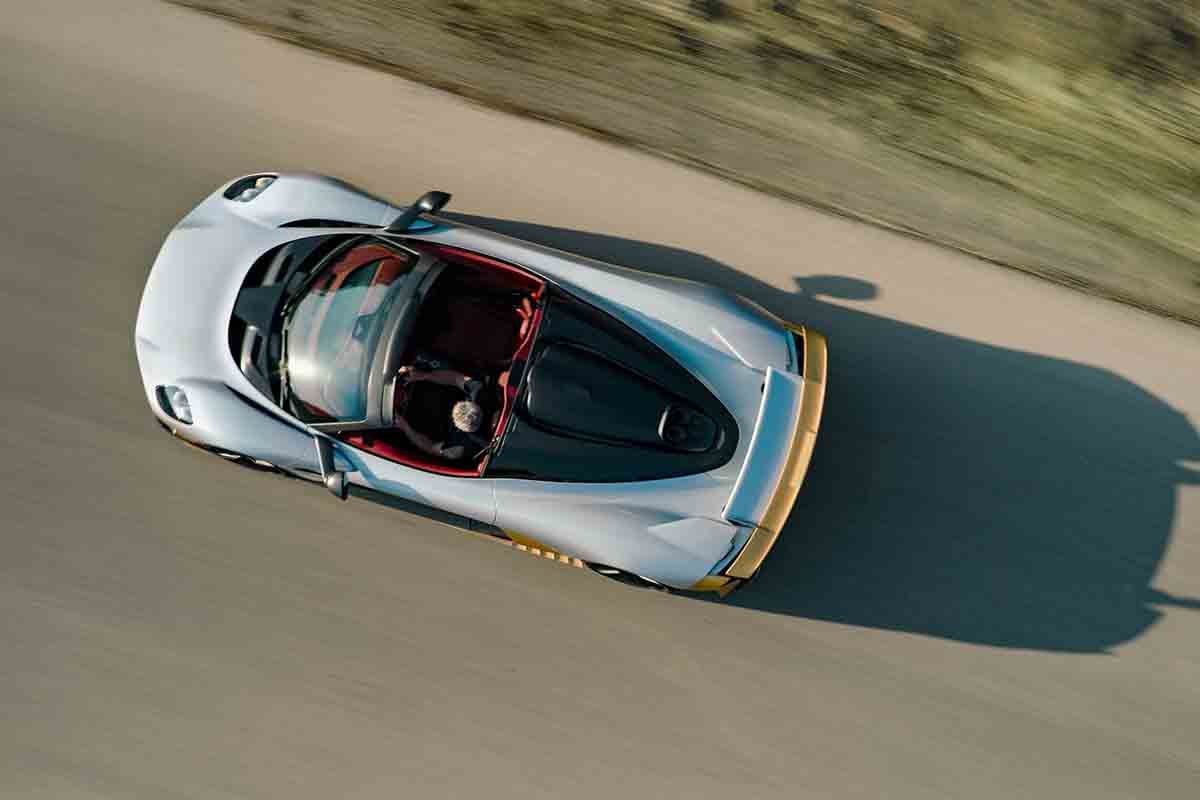 発表されたアストンマーティン新型「ヴァルハラ・スパイダー」