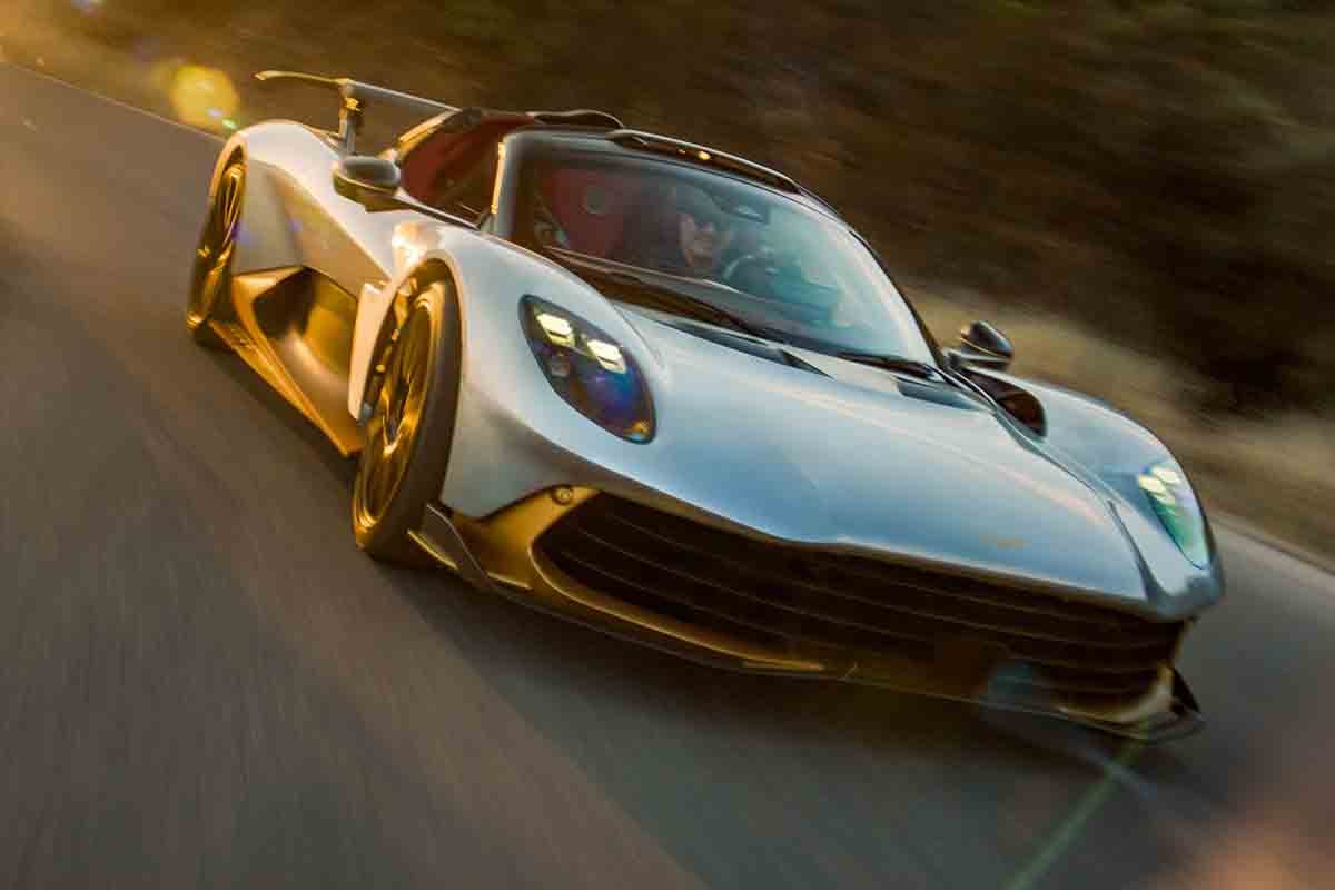 発表されたアストンマーティン新型「ヴァルハラ・スパイダー」