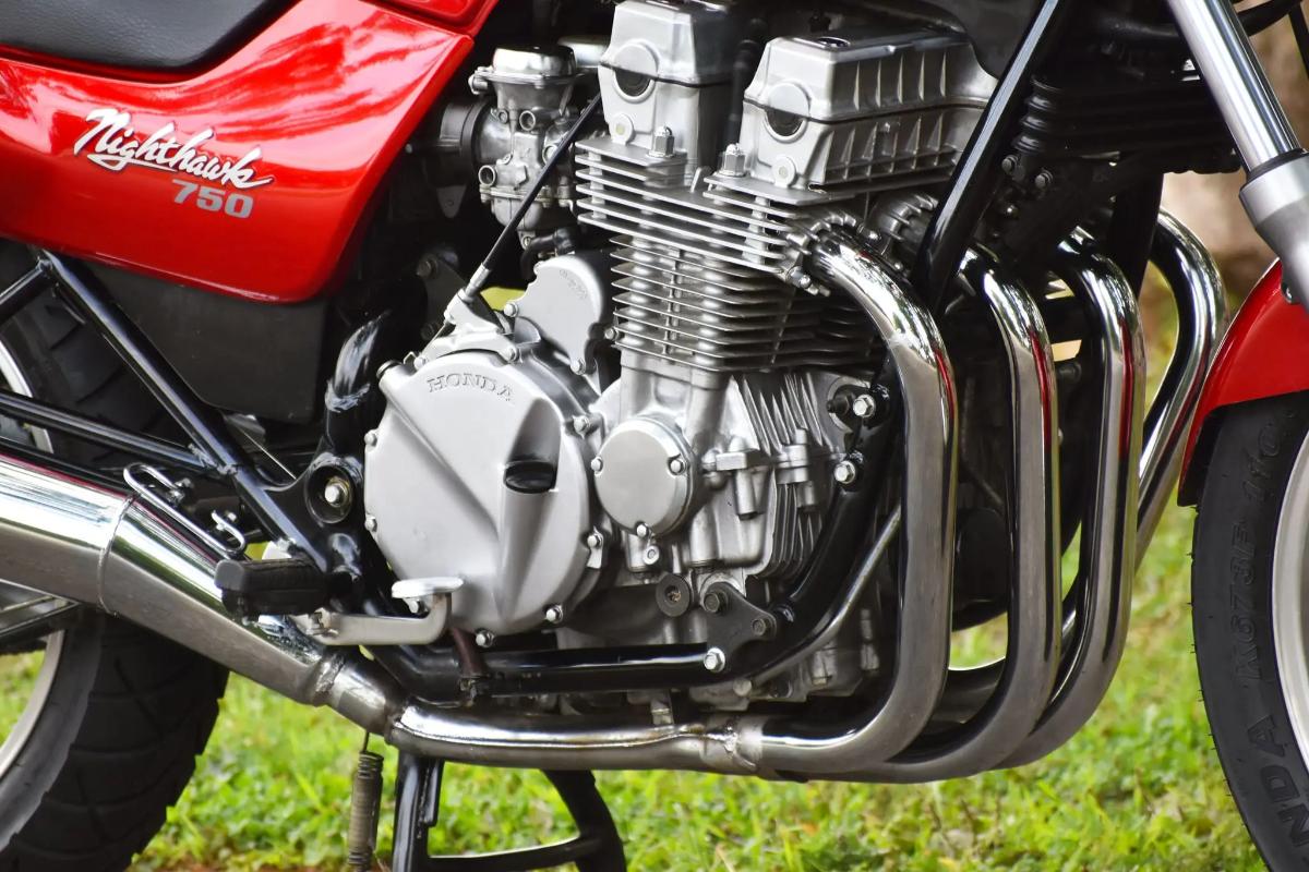 米国オンラインオークションに出品、落札された1991年式ホンダ「CB750ナイトホーク」