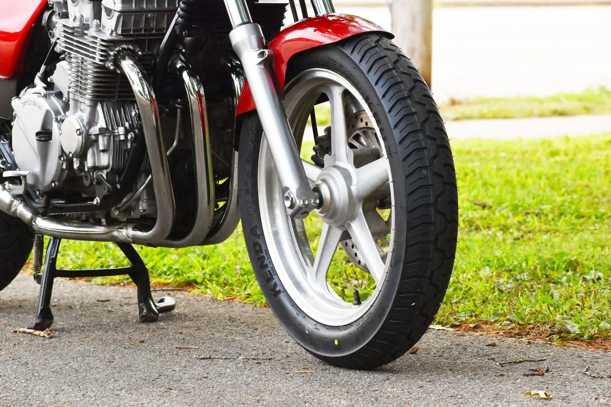 米国オンラインオークションに出品、落札された1991年式ホンダ「CB750ナイトホーク」