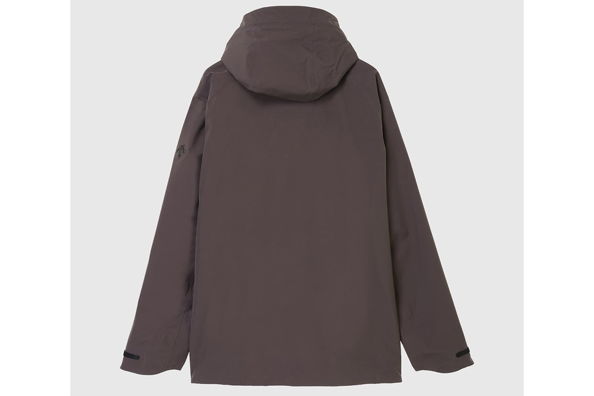 MEN：HARD SHELL JACKET CREAS（アッシュブラウン）：6万500円　新色